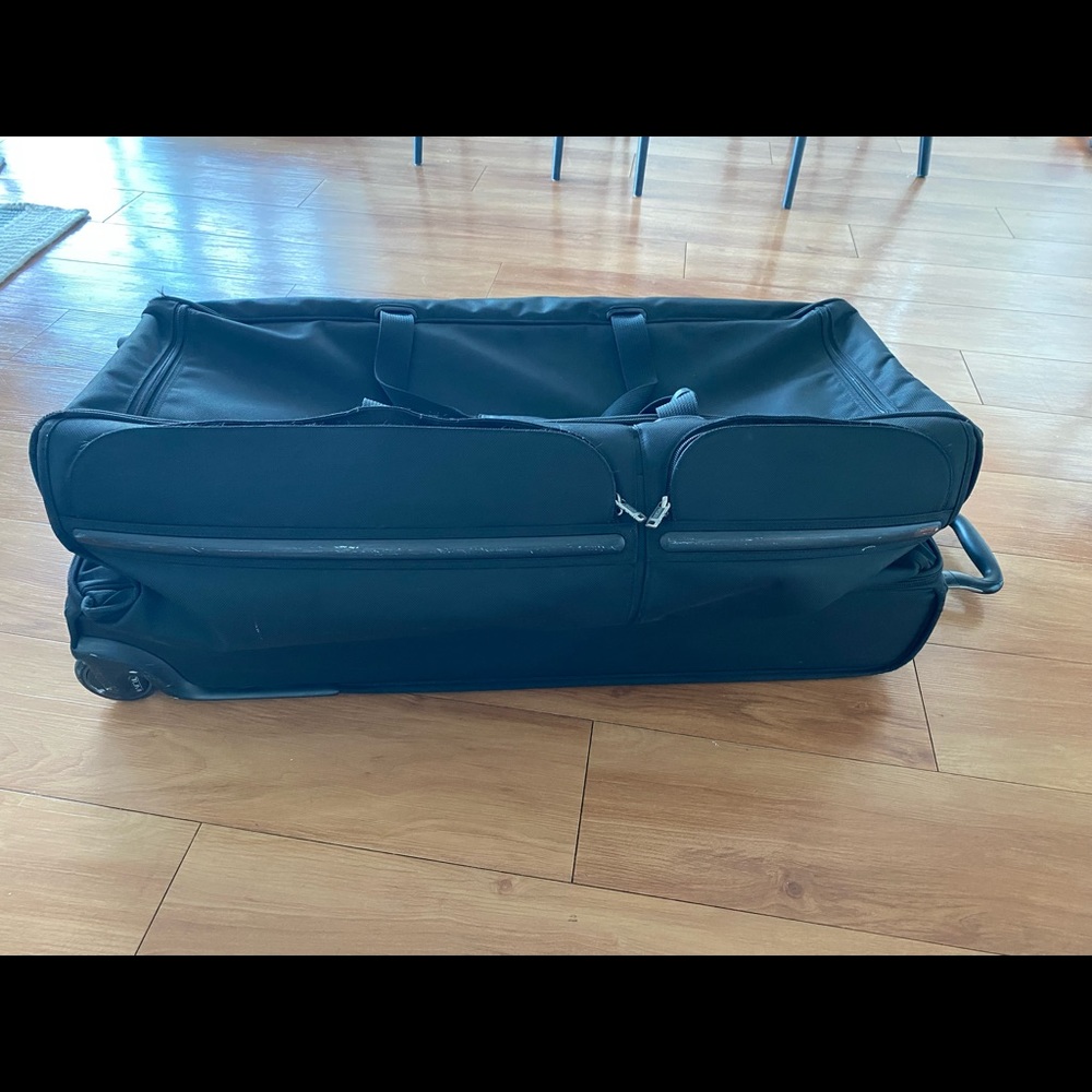 Tumi - Alpha Large Split 2 Wheeled Duffel - Rolling Luggage